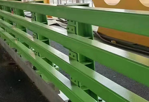 护栏安装